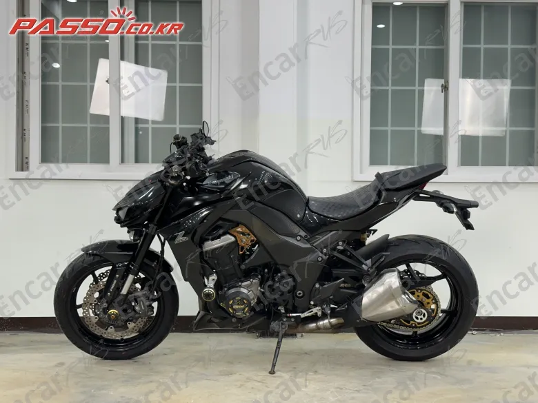 Kawasaki Z 1000 - фото 1