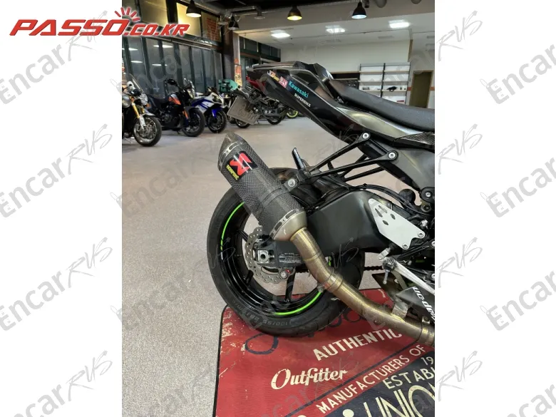 Kawasaki Zx 6 R - фото 6
