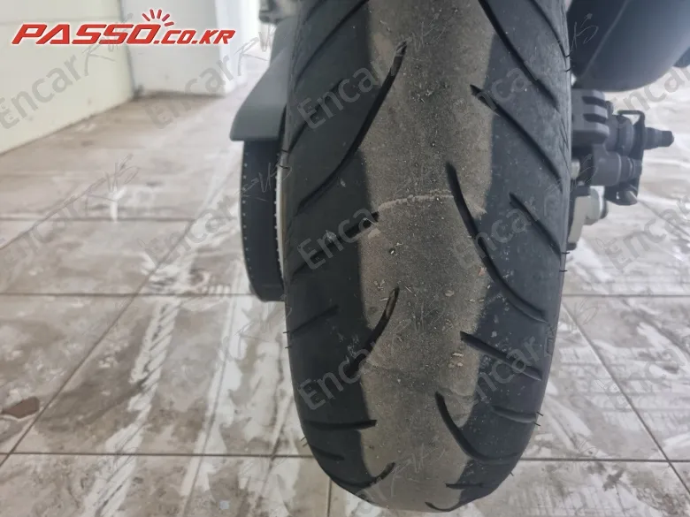 Yamaha T Max 560 - фото 5
