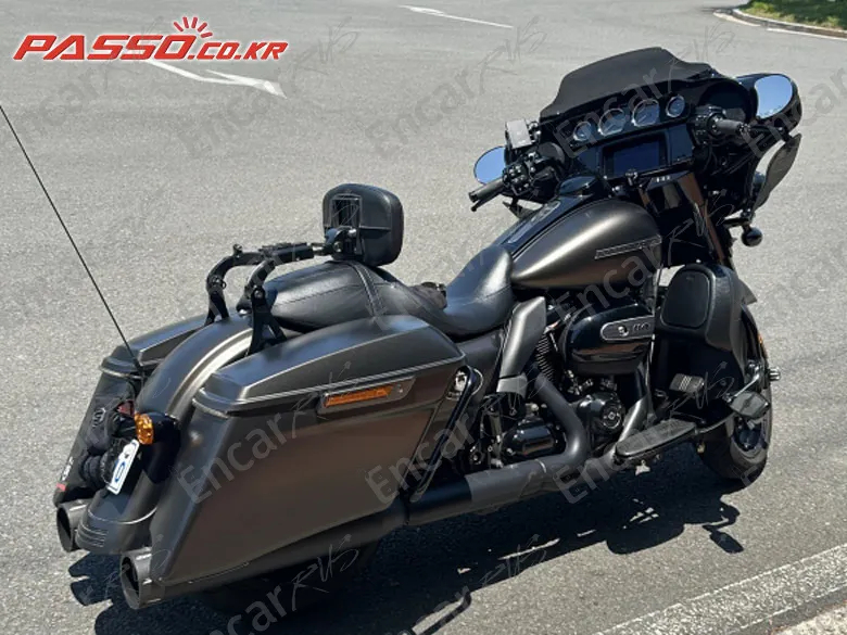 Harley-Davidson Flhxs Street Glide Special - фото 0