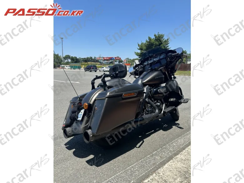 Harley-Davidson Flhxs Street Glide Special - фото 6