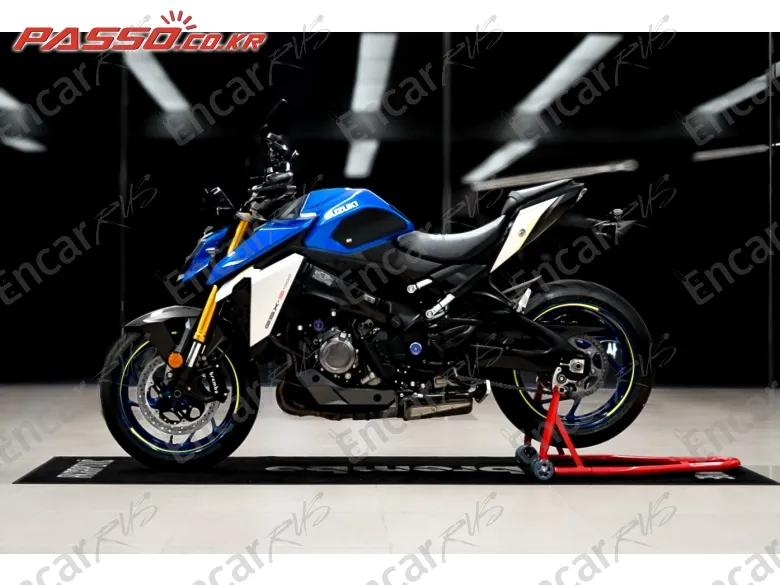 Suzuki Gsx S 1000 - фото 1