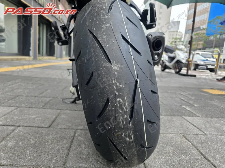 Suzuki Gsx S 1000 Gx - фото 5