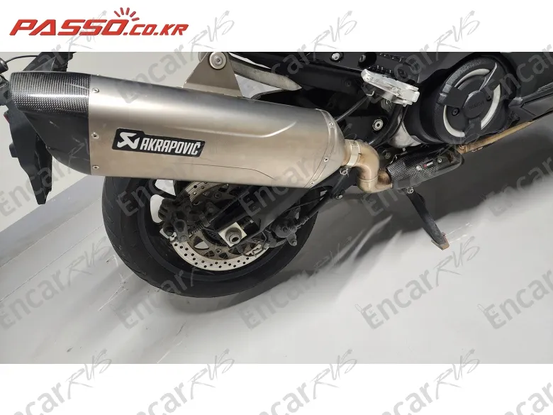 Yamaha T Max 560 - фото 6