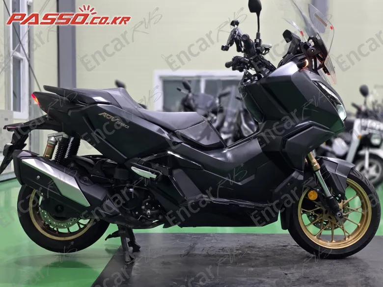 Honda Adv 350 - фото 0