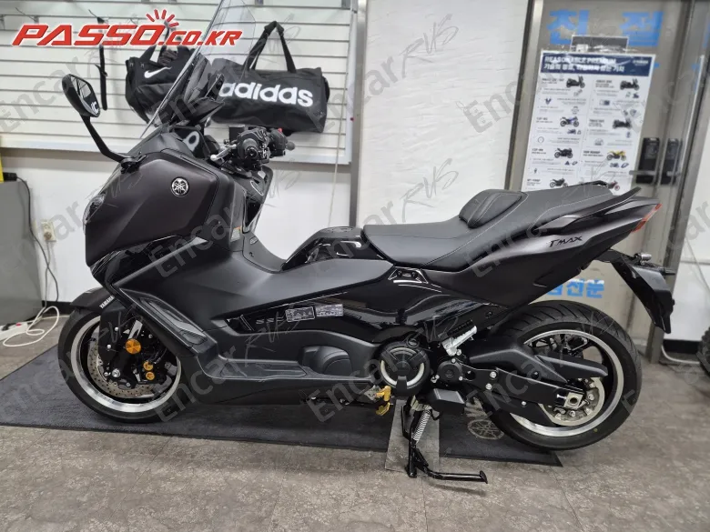 Yamaha T Max 560 - фото 1