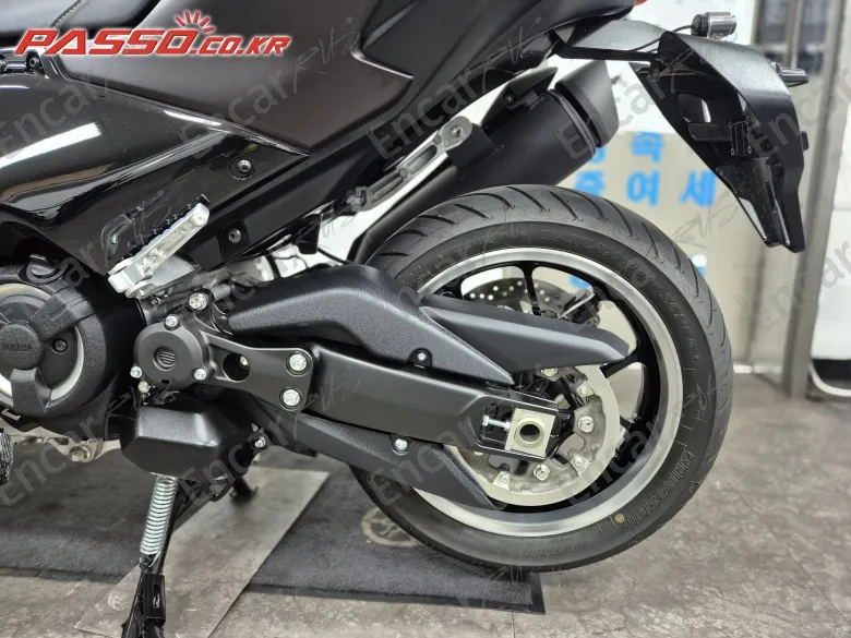Yamaha T Max 560 - фото 4