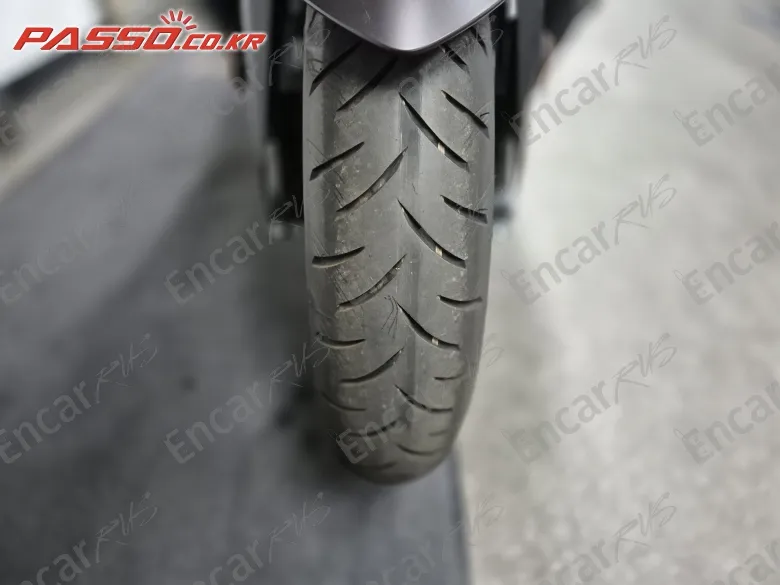 Yamaha T Max 560 - фото 5