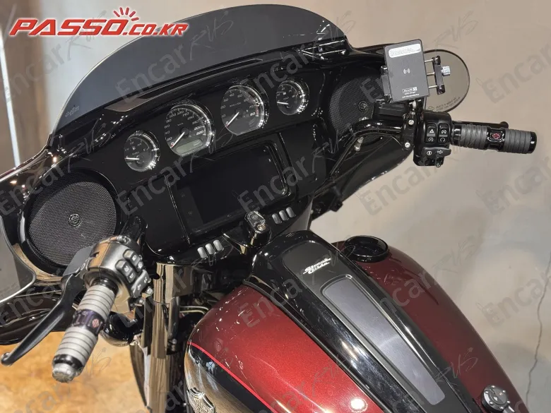 Harley-Davidson Flhxs Street Glide Special - фото 3