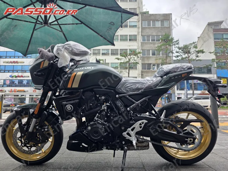 Suzuki Gsx 8 Tt - фото 1