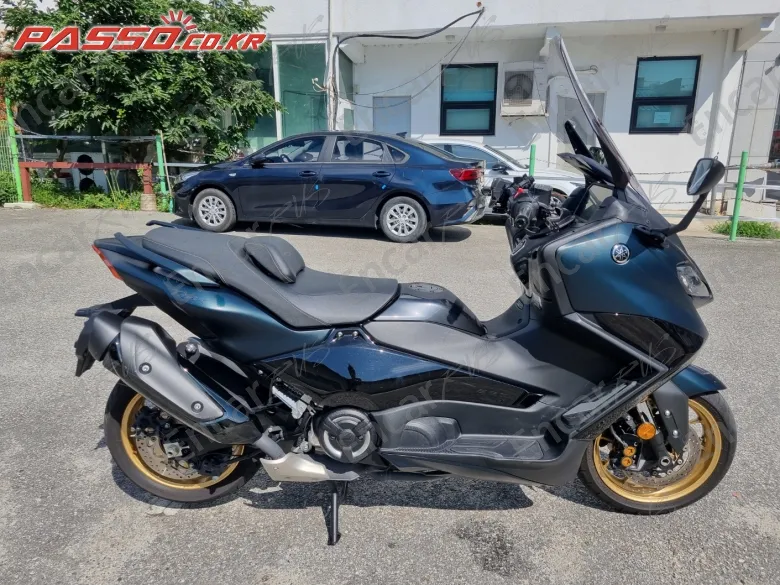 Yamaha T Max 560 - фото 0