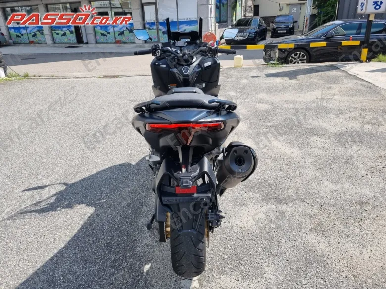 Yamaha T Max 560 - фото 3