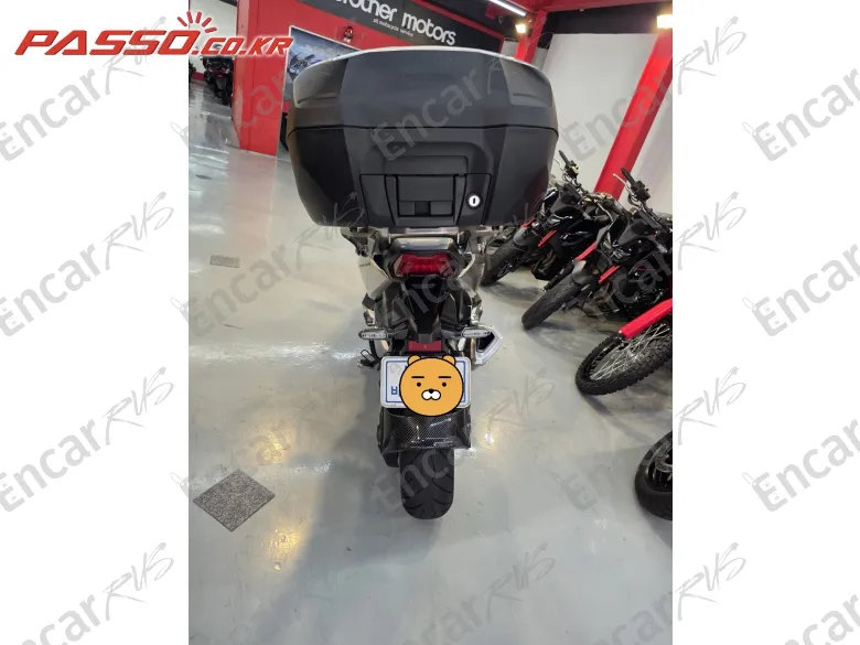 Honda Forza 750 - фото 2