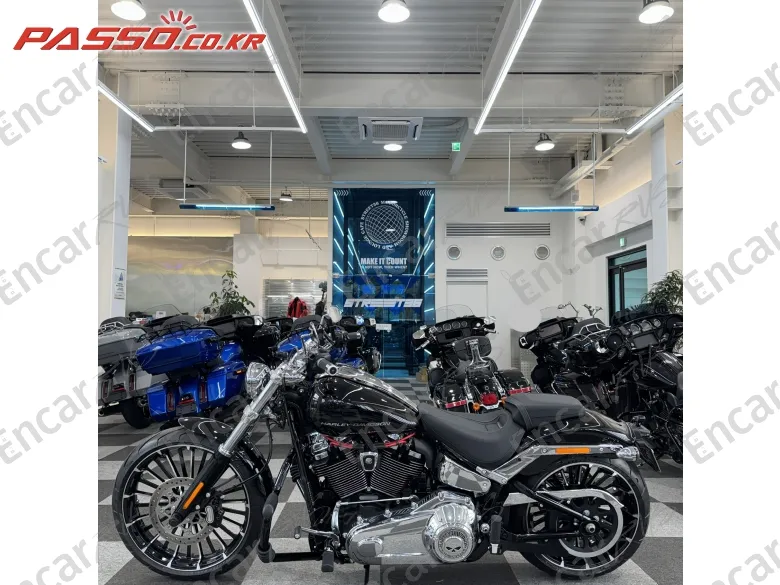 Harley-Davidson Breakout 117 - фото 1