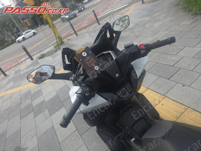Honda Forza 350 - фото 3