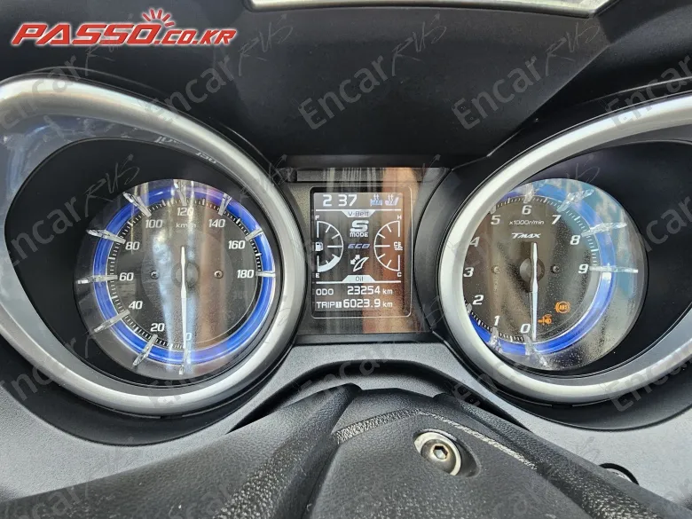 Yamaha T Max 530 - фото 4