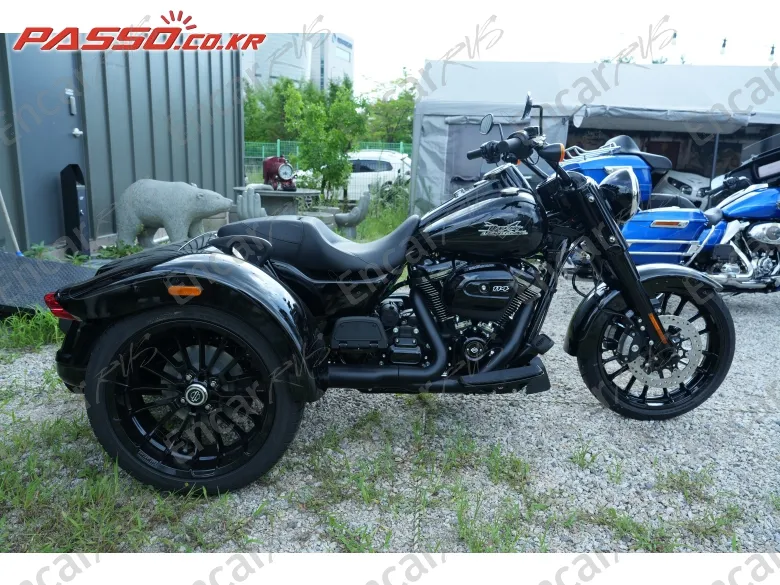 Harley-Davidson Freewheeler - фото 0