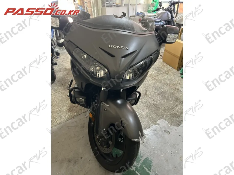 Honda Goldwing F6b - фото 4