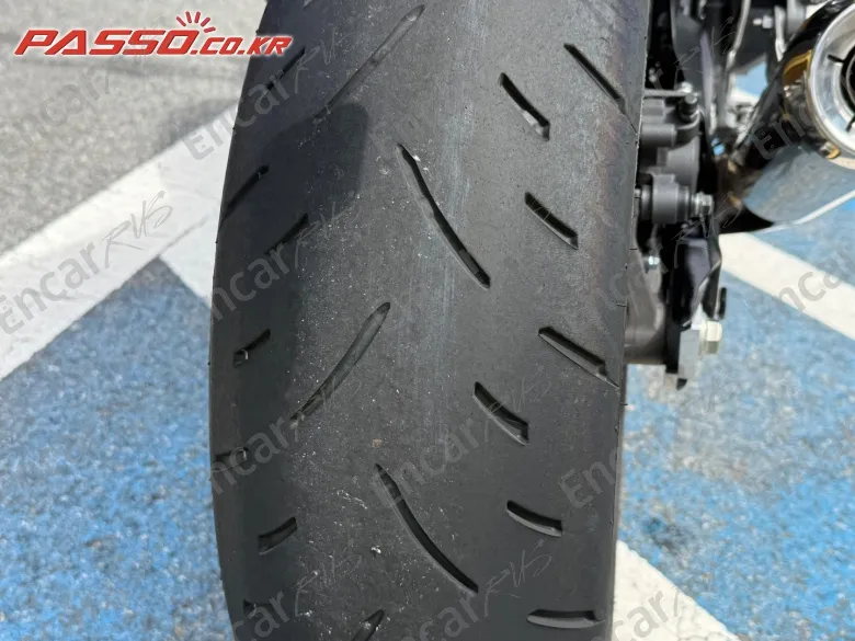 Kawasaki Z 900 Rs Se Abs - фото 5