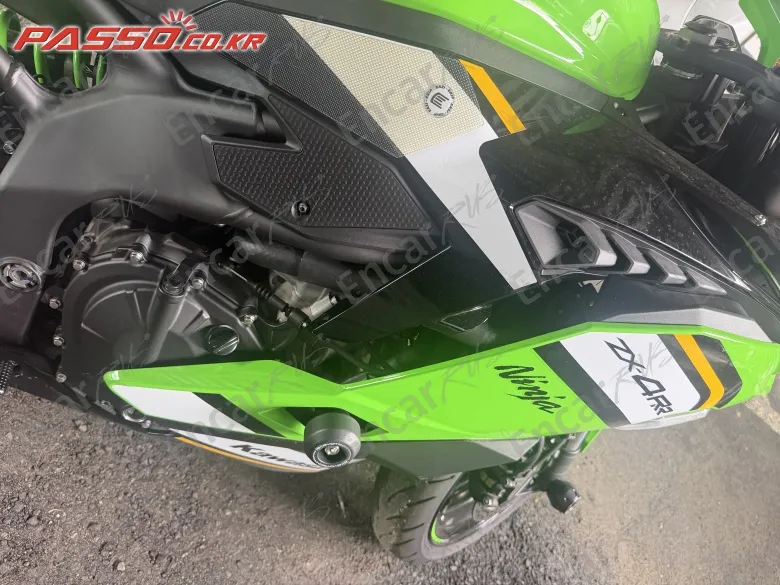 Kawasaki Ninja Zx 4 Rr - фото 4