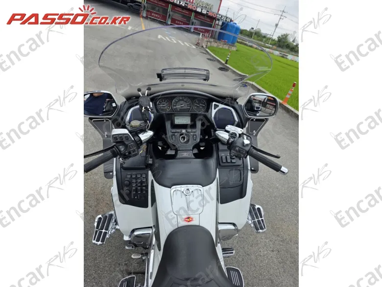 Honda Goldwing 1800 - фото 3