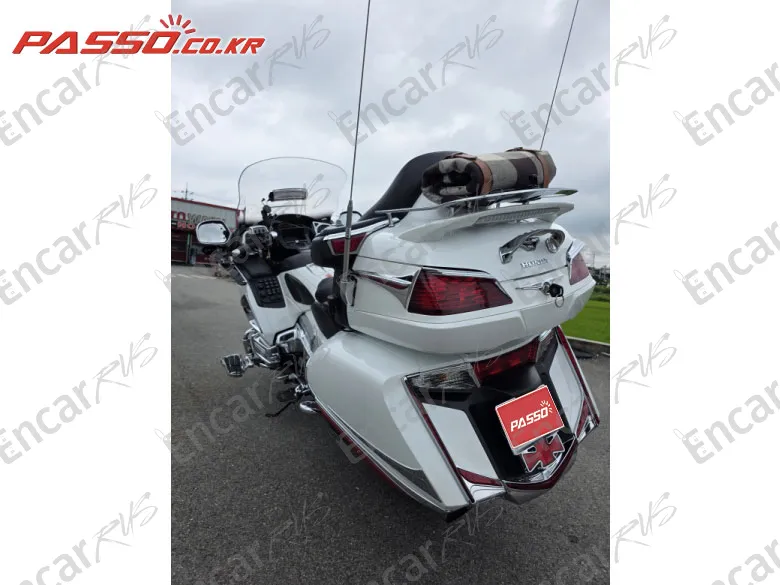 Honda Goldwing 1800 - фото 6
