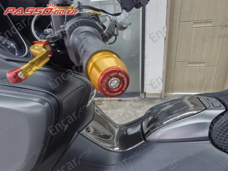 Yamaha T Max 560 - фото 3