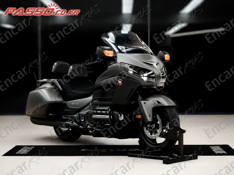 Honda Goldwing F6b - фото 1