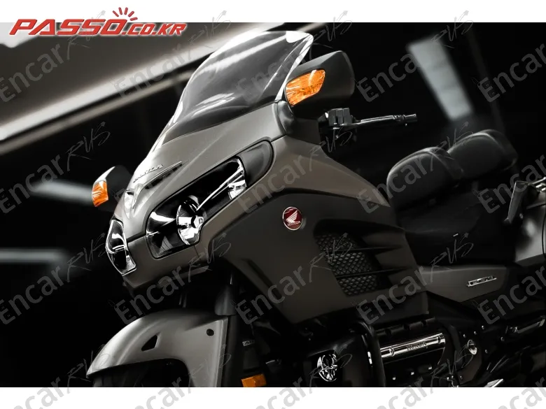 Honda Goldwing F6b - фото 6