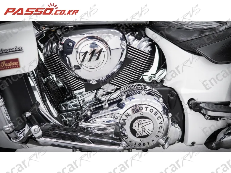 Indian Chief Roadmaster - фото 4