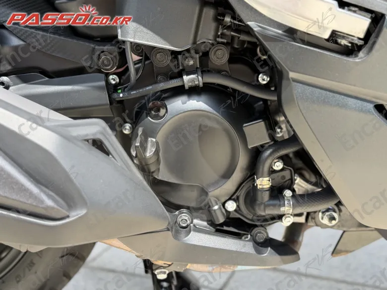 Honda Forza 350 - фото 4