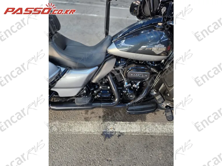 Harley-Davidson Flhxs Street Glide Special - фото 4