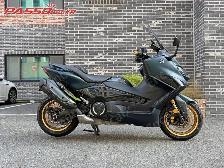 Yamaha T Max 560 - фото 0