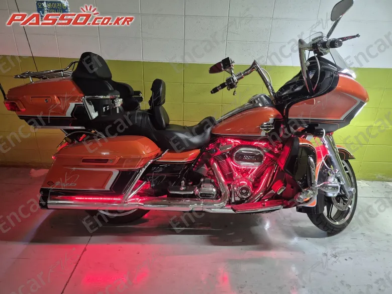 Harley-Davidson Fltruse Cvo Road Glide Ultra - фото 0