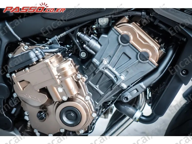 Honda Cb 650 R E-Clutch - фото 4