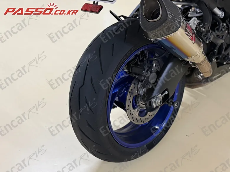 Suzuki Gsx S 1000 - фото 5