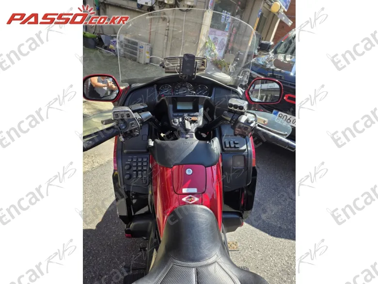 Honda Goldwing 1800 - фото 3