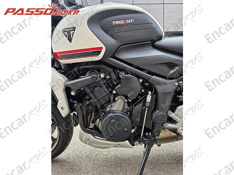 Triumph Trident 660 - фото 4