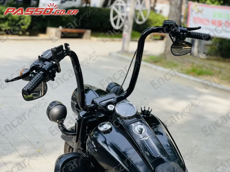 Harley-Davidson Road King Special - фото 3