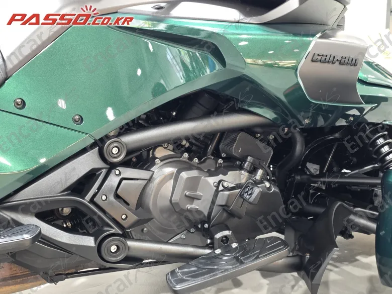 Brp Can-Am Spyder F3 Limited - фото 4