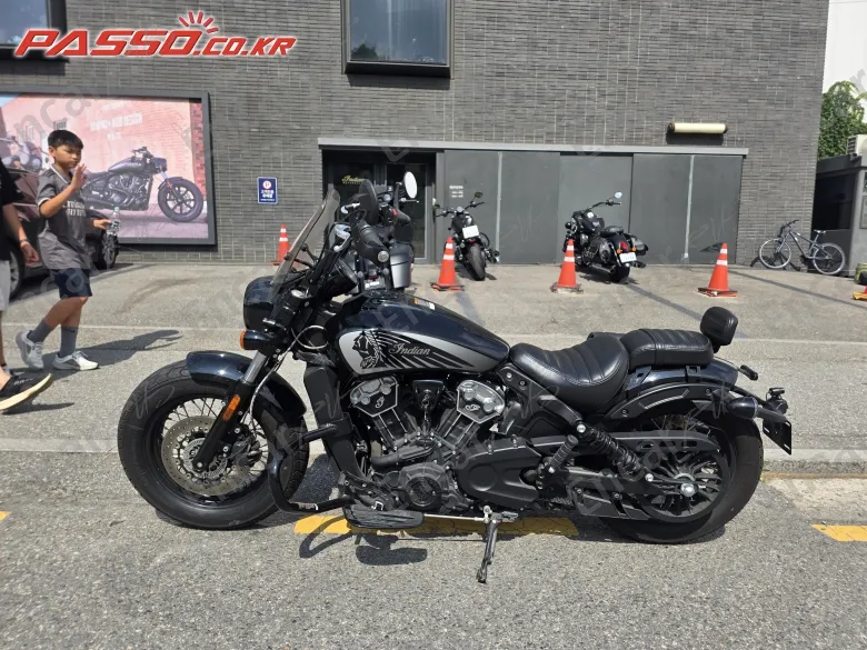 Indian Scout Bobber Twenty - фото 1