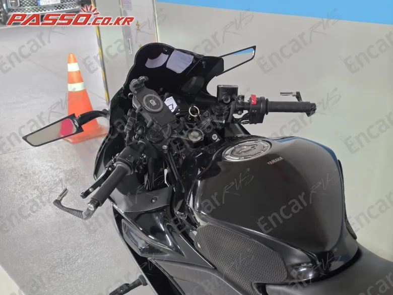 Yamaha Yzf R3 - фото 3