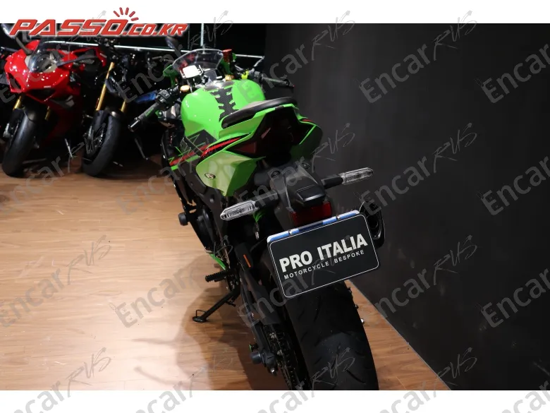 Kawasaki Ninja Zx 4 Rr - фото 2