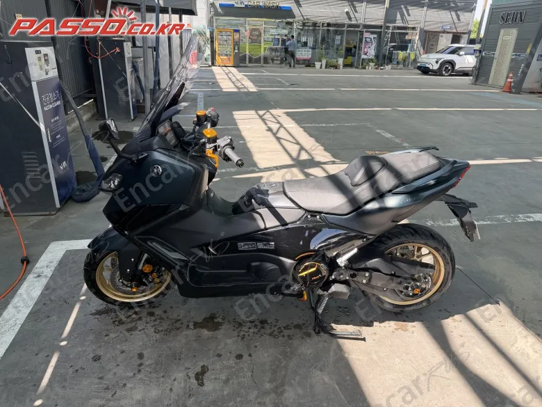 Yamaha T Max 560 - фото 0