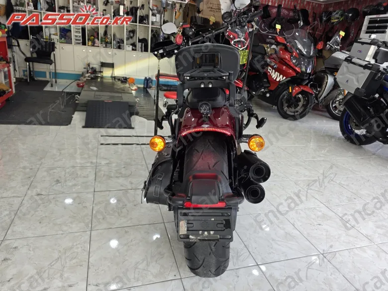 Harley-Davidson Fat Bob 114 - фото 2
