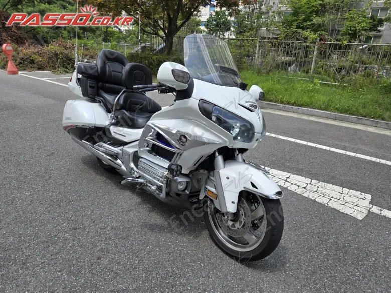 Honda Goldwing 1800 - фото 0