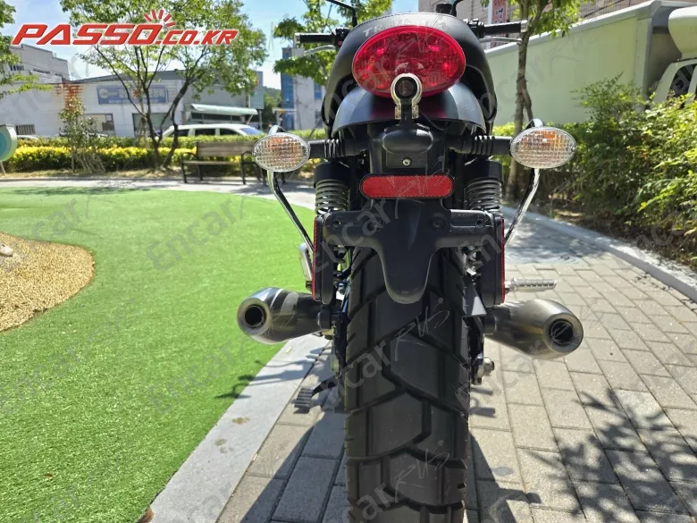 Triumph Street Twin - фото 2