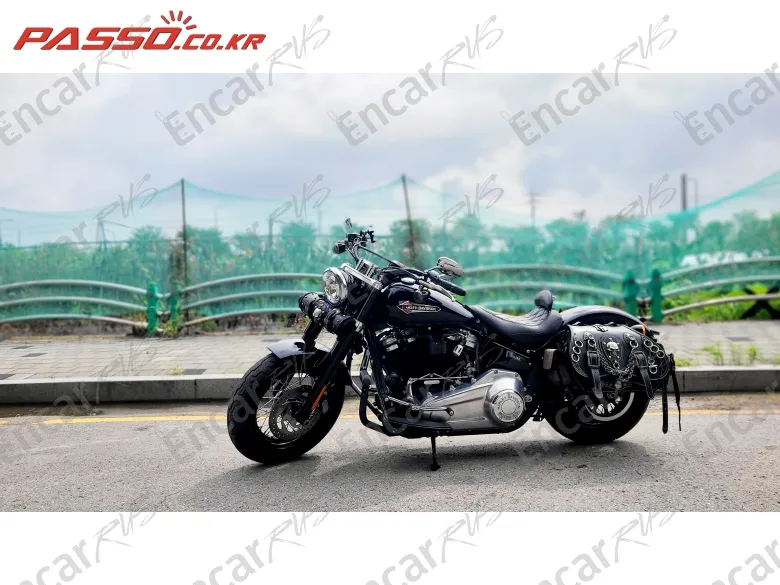 Harley-Davidson Softail Slim - фото 1