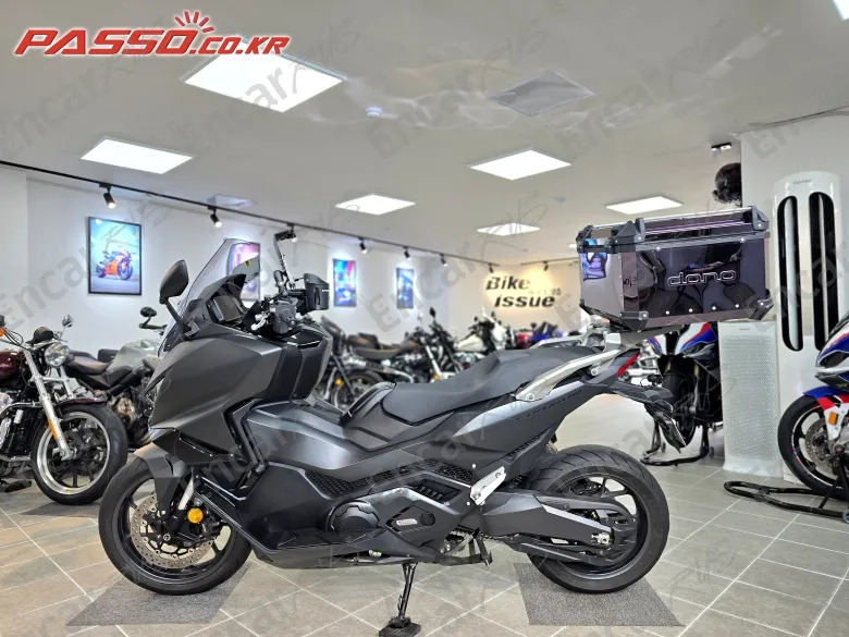Honda Forza 750 - фото 3