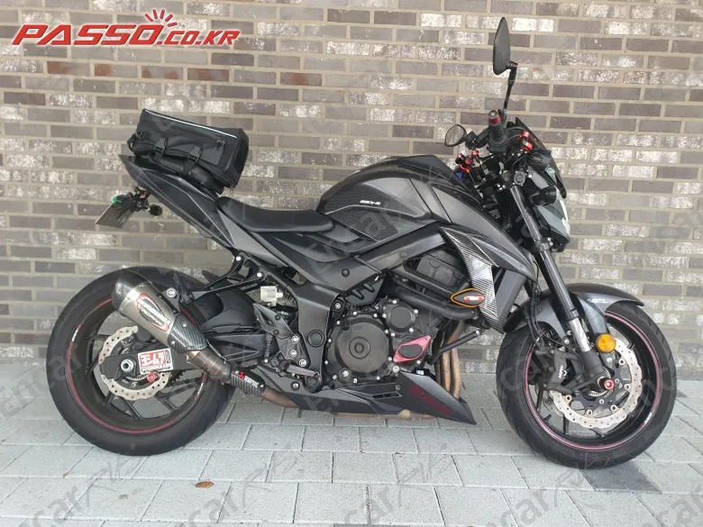 Suzuki Gsx S 750 - фото 0